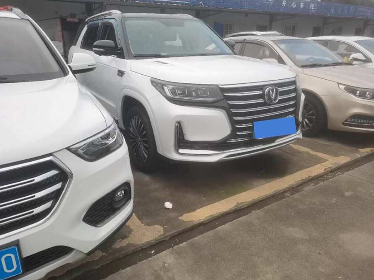 長(zhǎng)安 CS95  2019款 2.0T 四驅(qū)尊貴型圖片