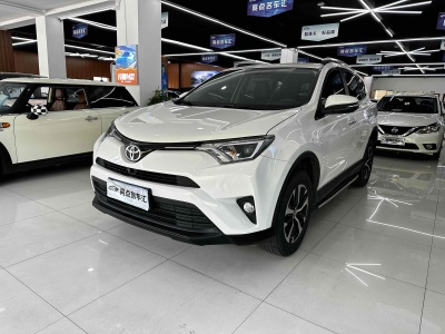 2018年11月 丰田 RAV4 荣放 2.0L CVT两驱风尚版图片