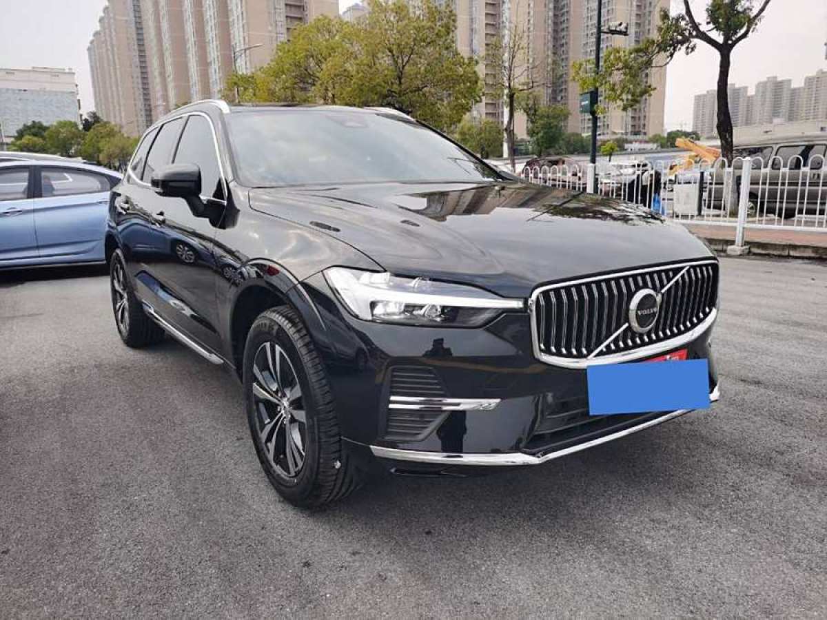 沃爾沃 XC60  2025款 B5 四驅(qū)智逸豪華版圖片