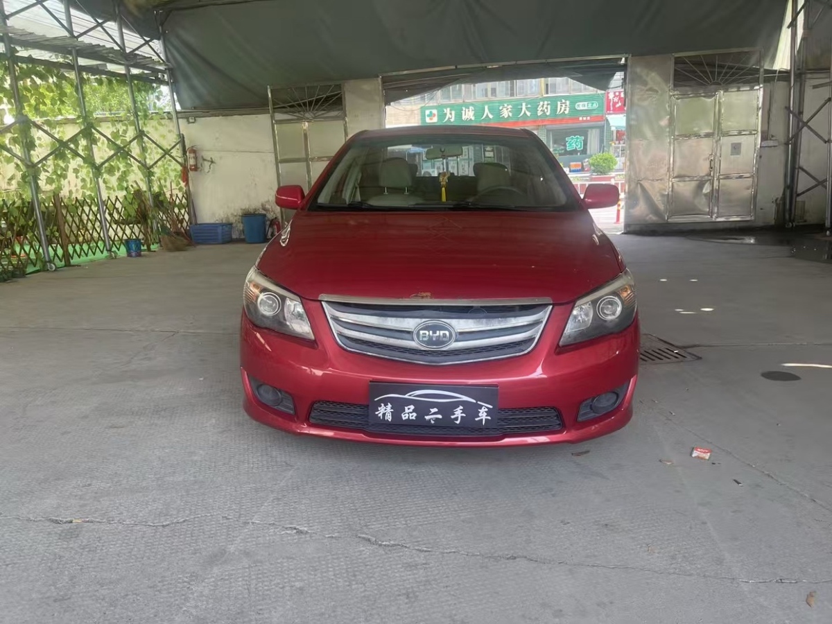 比亞迪 L3  2013款 1.5L 自動(dòng)尊貴型圖片