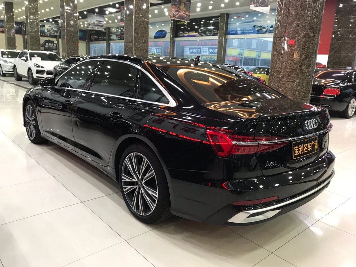 奧迪 奧迪A6L  2023款 45 TFSI 臻選動感型圖片