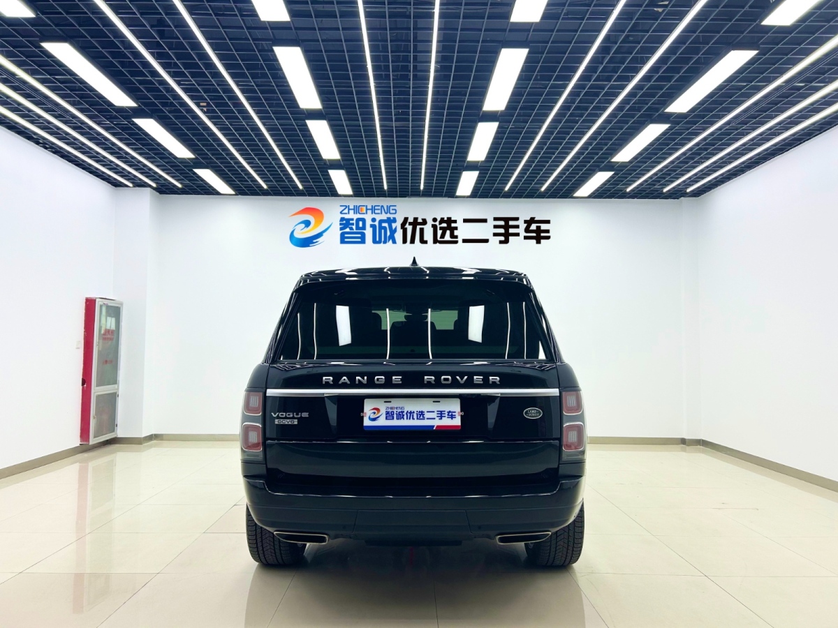 路虎 攬勝  2018款 3.0 V6 SC Vogue SE 創(chuàng)世加長版圖片
