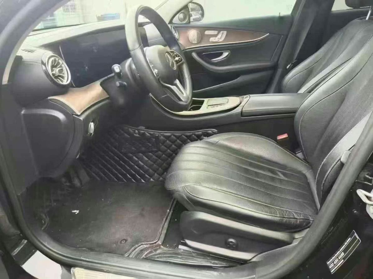 奔馳 奔馳E級(jí)  2020款 E 300 L 豪華型圖片