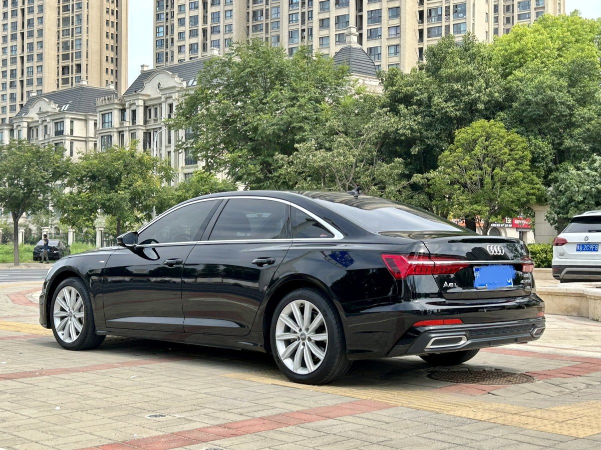 奧迪 奧迪A6L  2022款 45 TFSI 臻選動感型圖片