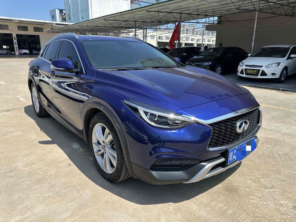 2018年2月英菲尼迪 QX30  2017款 1.6T 兩驅(qū)時(shí)尚版