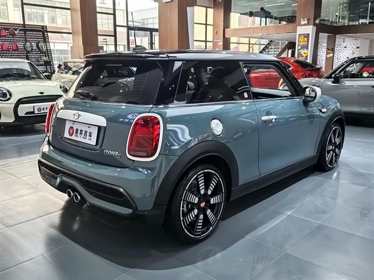 MINI MINI  2023款 2.0T COOPER S 弧光特別版圖片