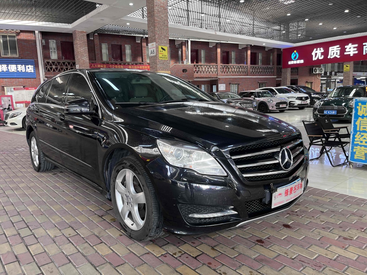 奔馳 奔馳R級  2014款 R 400 4MATIC 商務(wù)型圖片