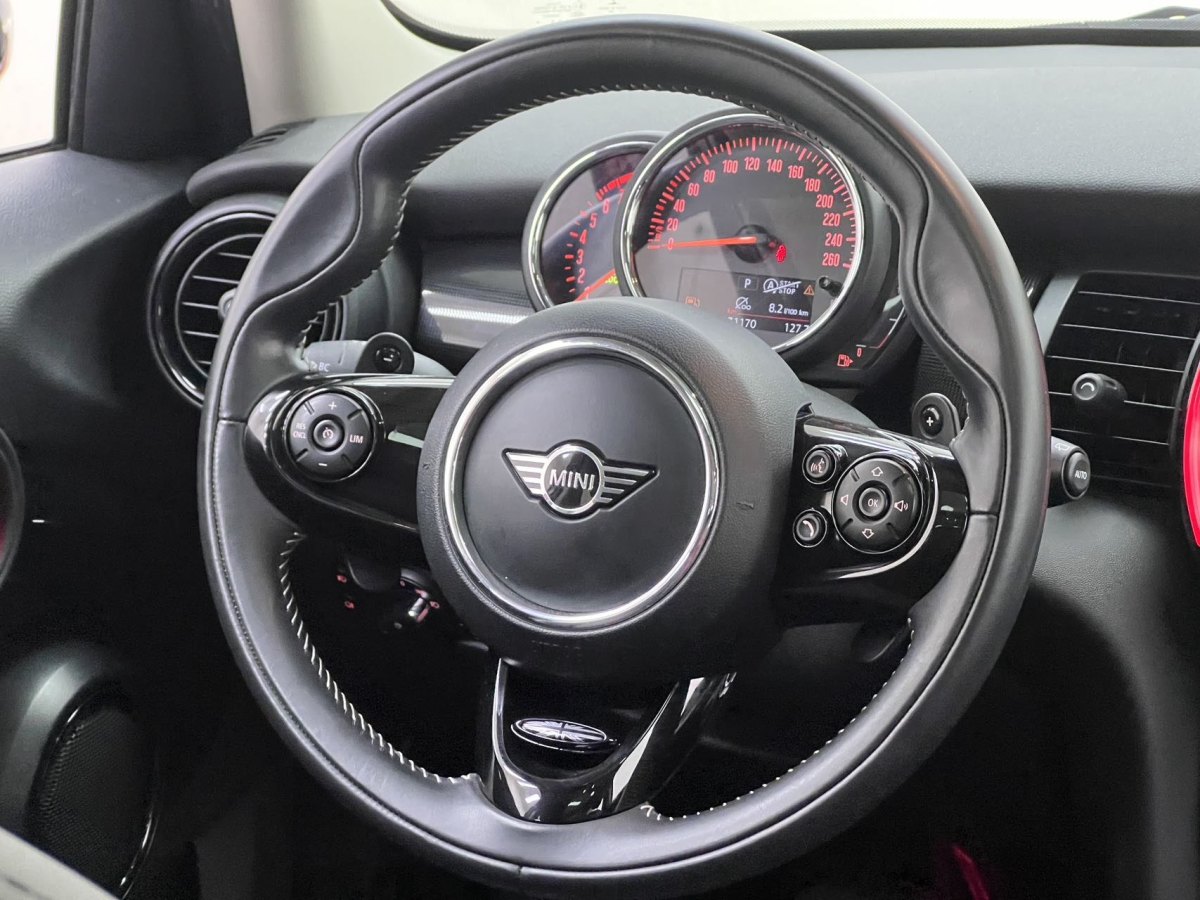 2020年5月MINI MINI  2019款 2.0T COOPER S 藝術(shù)家 五門版