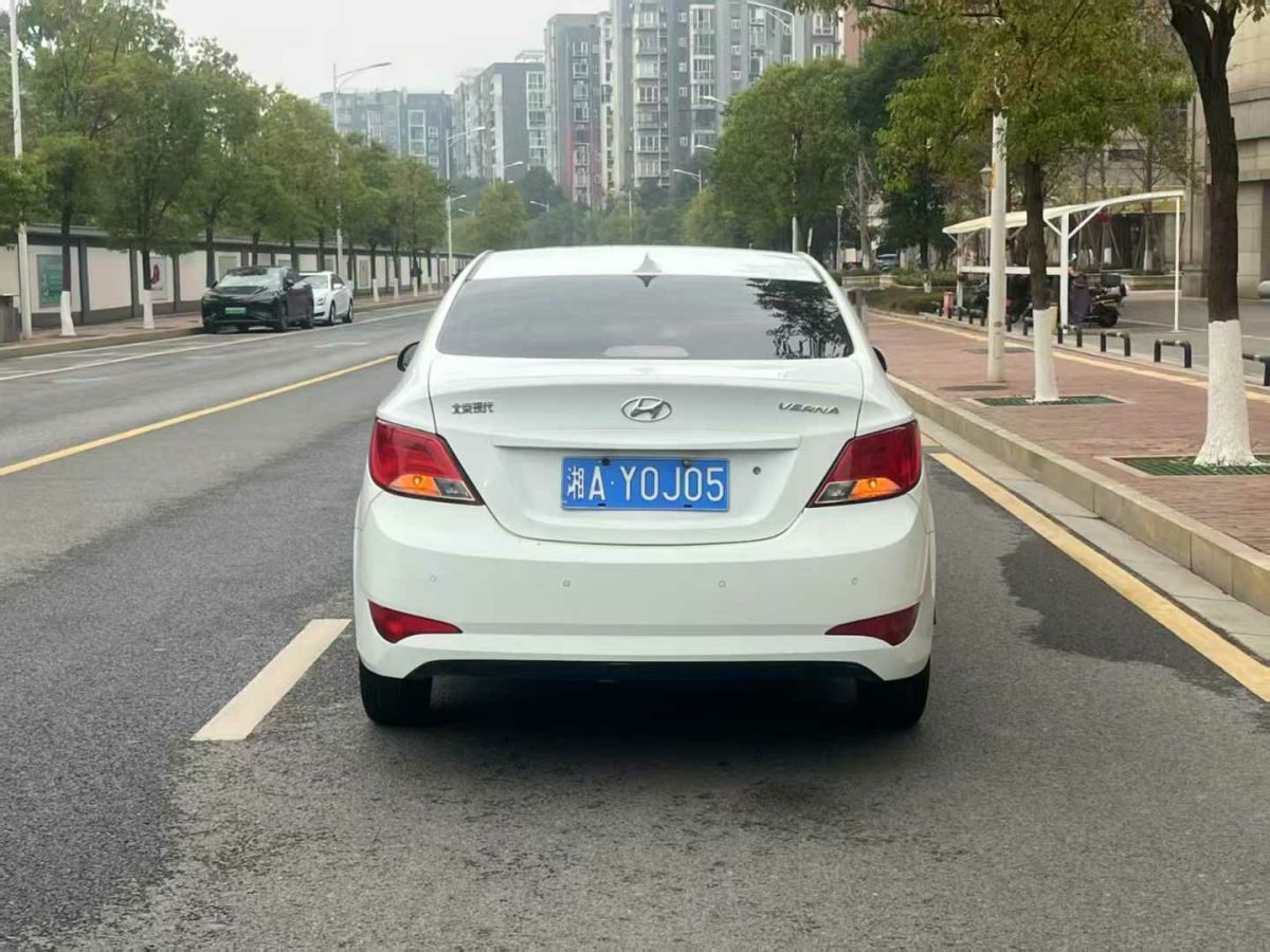 現(xiàn)代 瑞納  2014款 1.4 GLS 智能型圖片