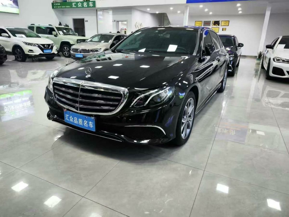 奔馳 奔馳GLE  2020款  GLE 350 4MATIC 時(shí)尚型圖片