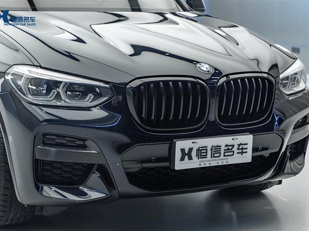 2021年9月寶馬 寶馬X4  2021款 xDrive 30i M運(yùn)動(dòng)曜夜套裝