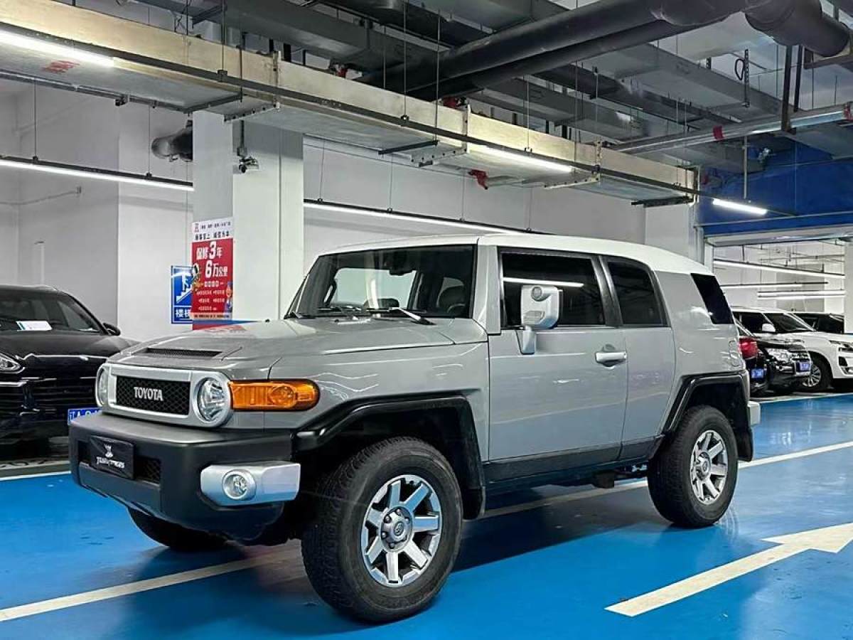 2018年1月豐田 FJ 酷路澤  2013款 4.0L