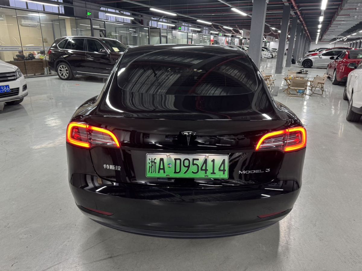 特斯拉 Model Y  2022款 改款 后輪驅(qū)動(dòng)版圖片