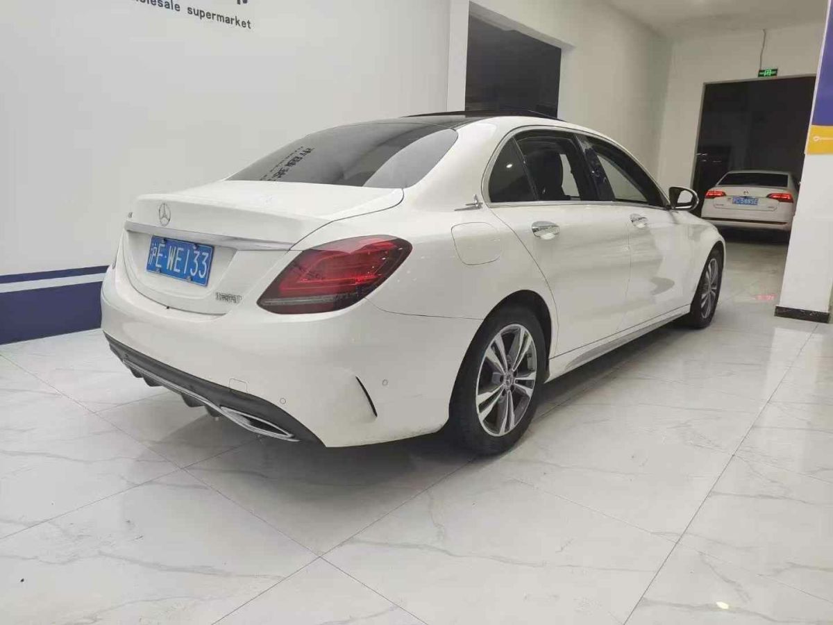 奔馳 奔馳C級(jí)  2020款 C 300 L圖片