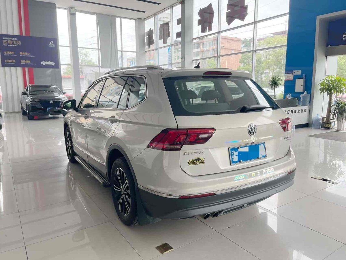 大眾 途觀L  2020款 330TSI 自動(dòng)兩驅(qū)全景舒適版 國(guó)VI圖片