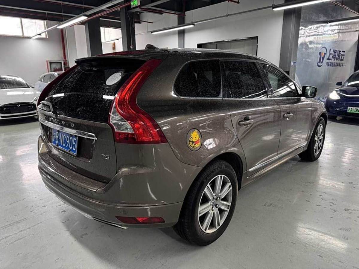 2016年6月沃爾沃 XC60  2015款 T5 智進(jìn)版