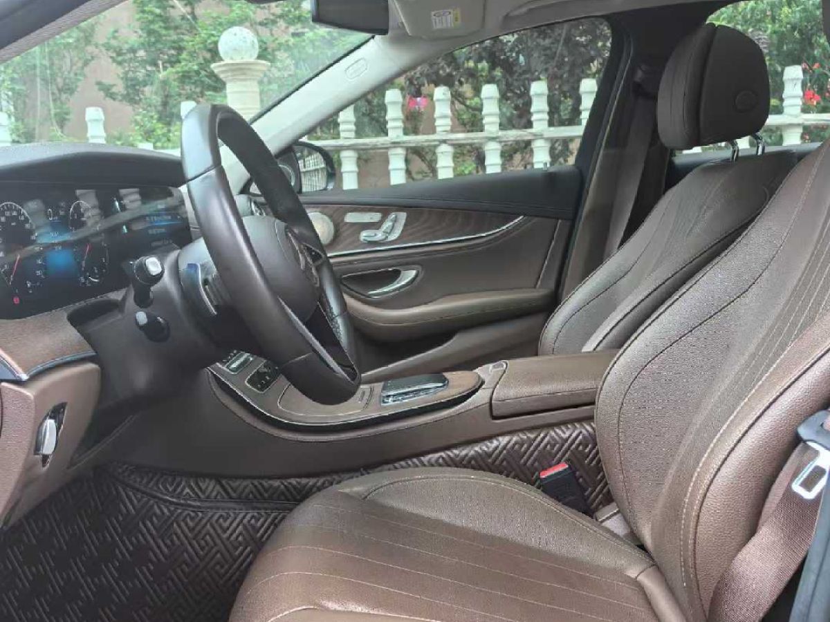 奔馳 奔馳E級  2023款 E 300 L 豪華型圖片