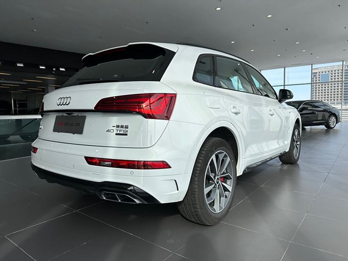 2024年1月奧迪 奧迪Q5L  2024款 40 TFSI 豪華動感型