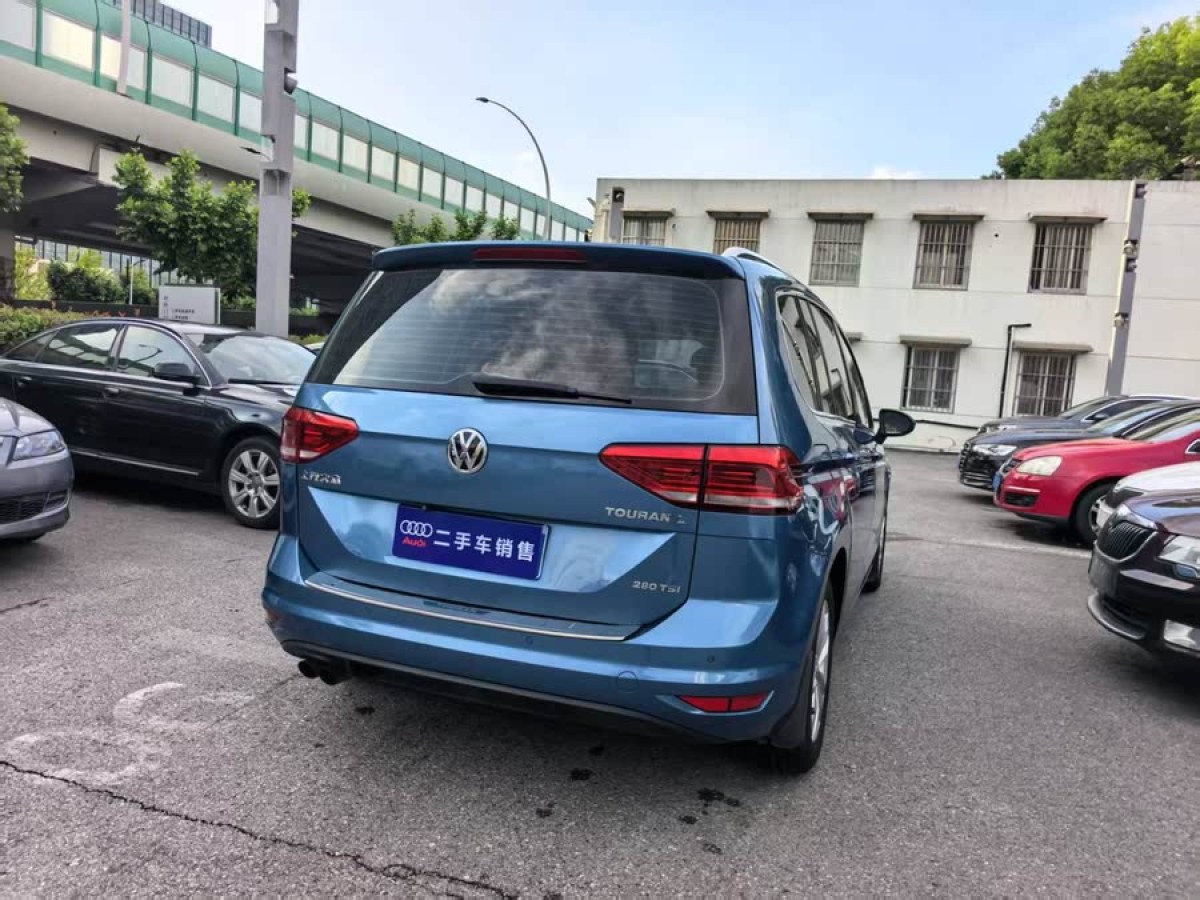 大眾 途安  2022款 途安L 280TSI DSG舒適版 7座圖片