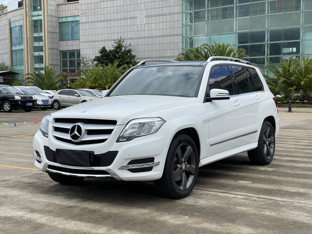 奔馳 奔馳GLK級(jí)  2013款 GLK 300 4MATIC 動(dòng)感天窗型圖片