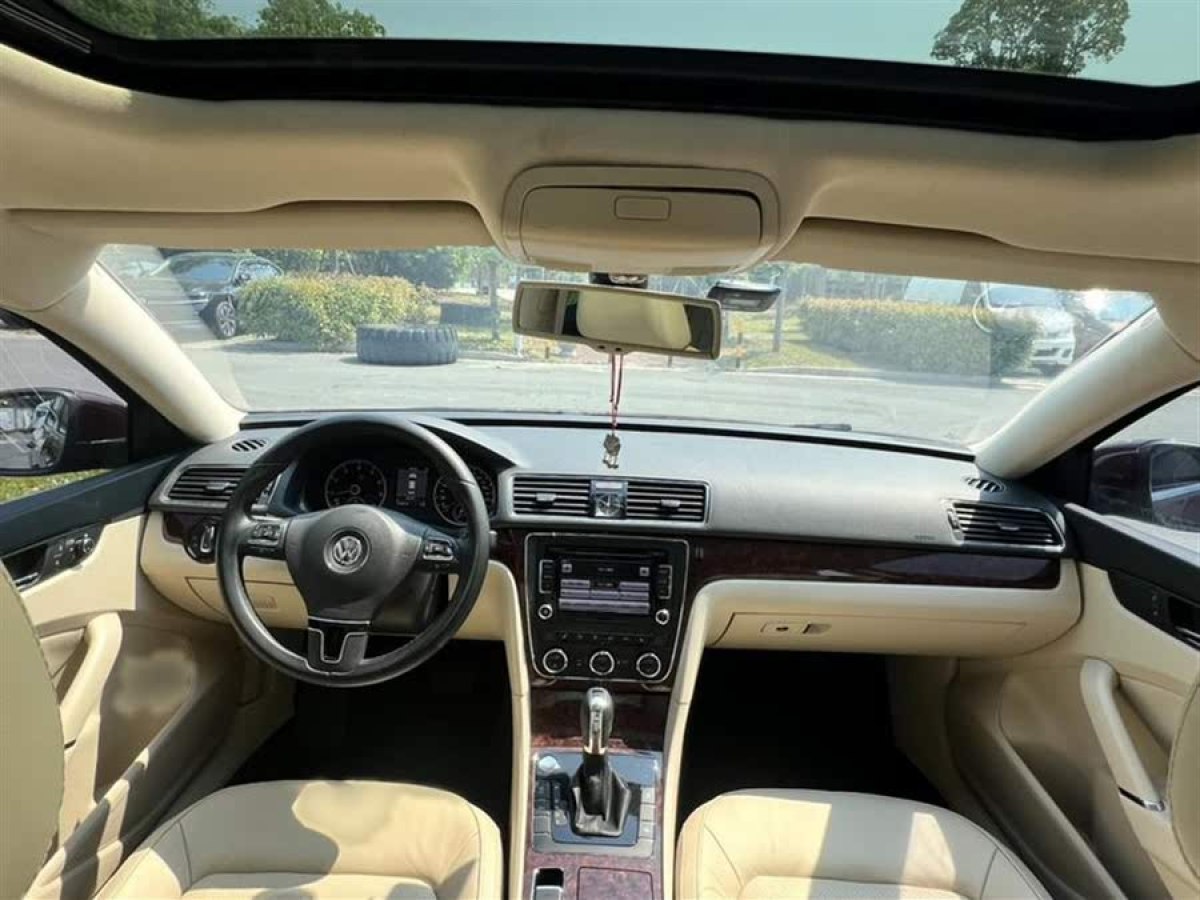 大眾 帕薩特  2013款 1.8TSI DSG御尊版圖片