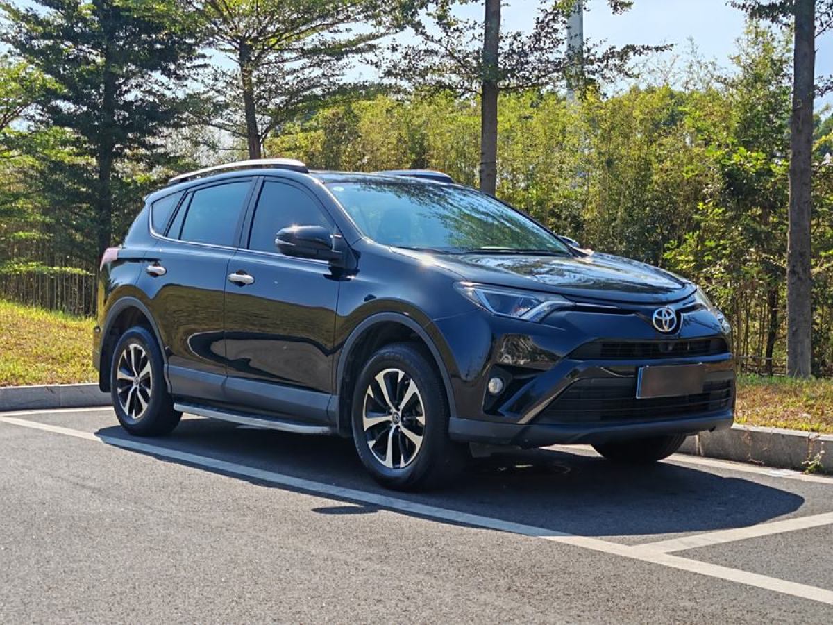 豐田 RAV4榮放  2016款 2.0L CVT兩驅(qū)風(fēng)尚版圖片