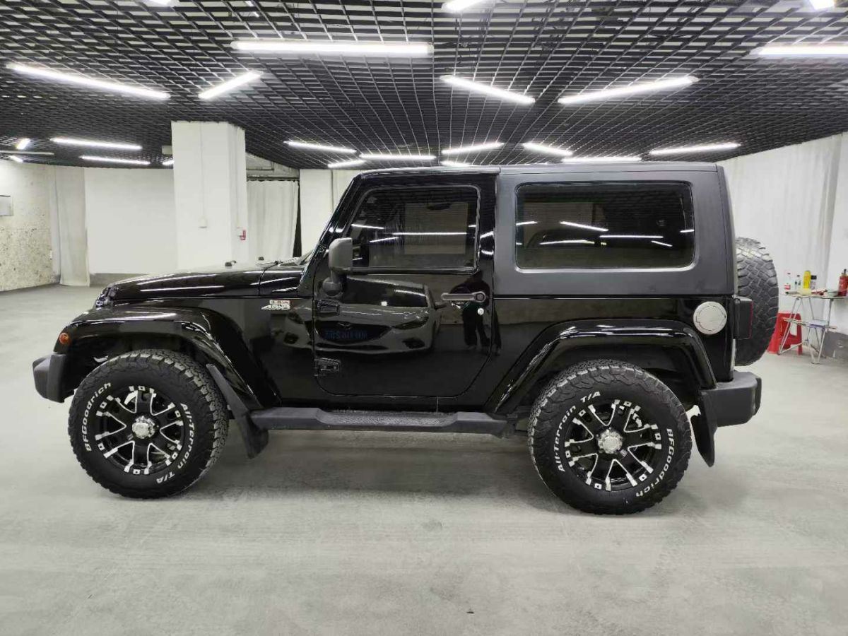 Jeep 牧馬人  2010款 3.8L Rubicon 兩門版圖片