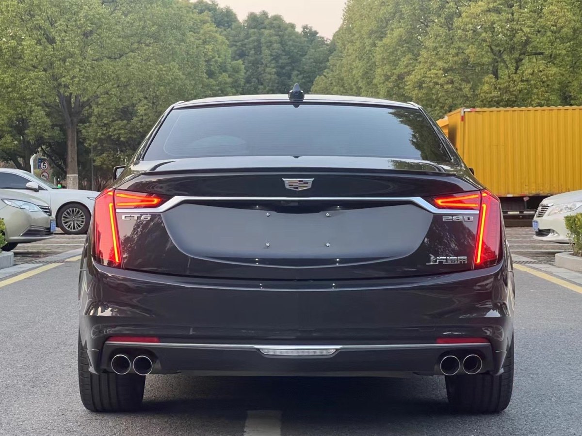 凱迪拉克 CT6  2019款 28T 領(lǐng)先運(yùn)動型圖片