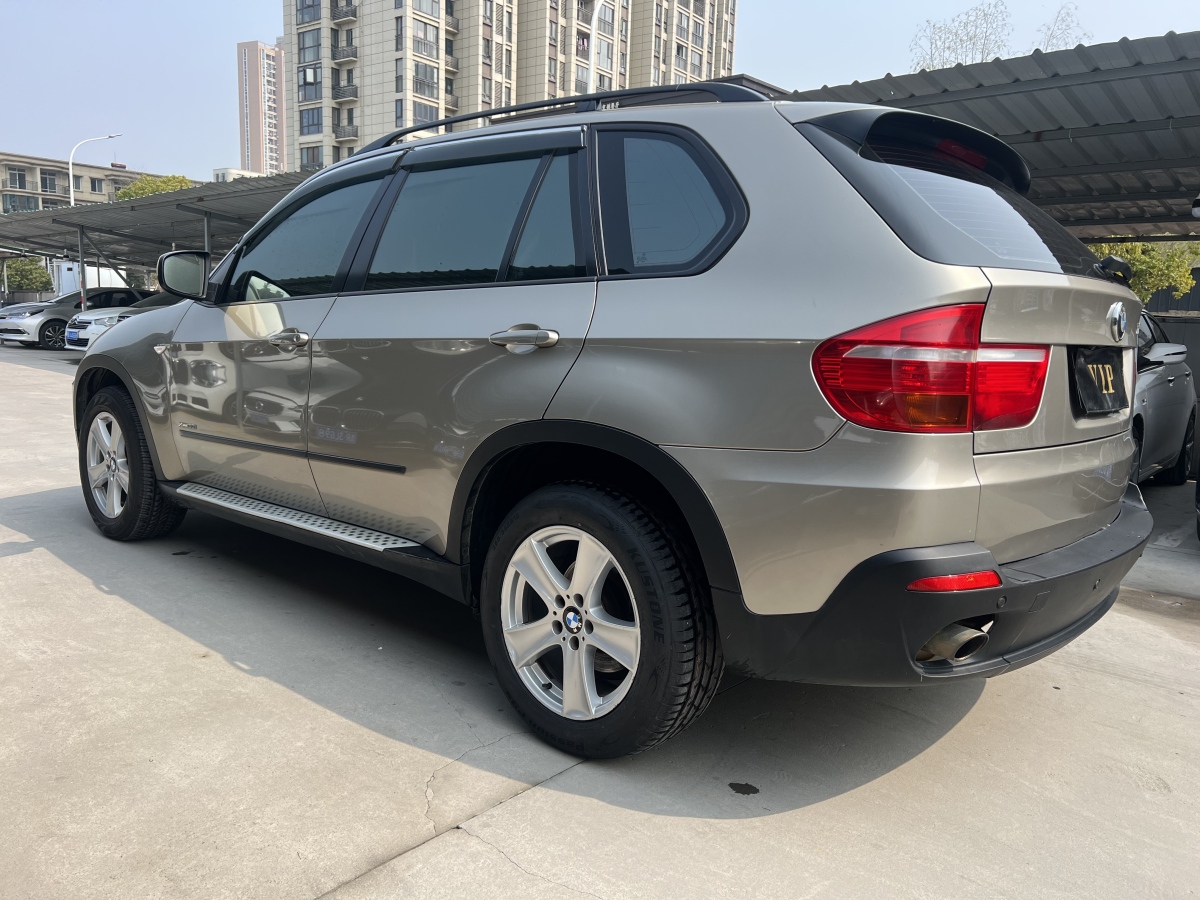 寶馬 寶馬X5  2009款 xDrive30i尊貴型圖片