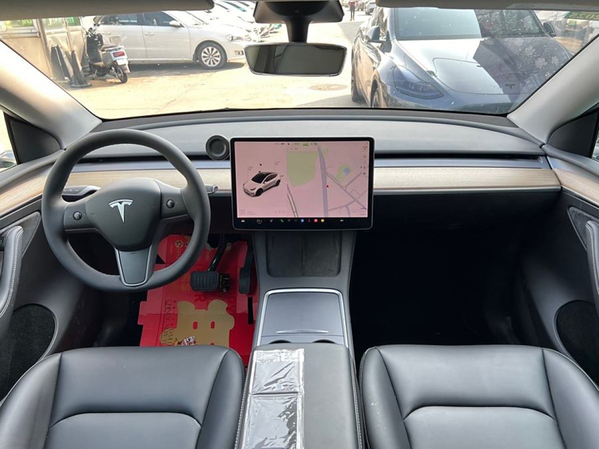 特斯拉 Model 3  2023款 長(zhǎng)續(xù)航煥新版 雙電機(jī)全輪驅(qū)動(dòng)圖片