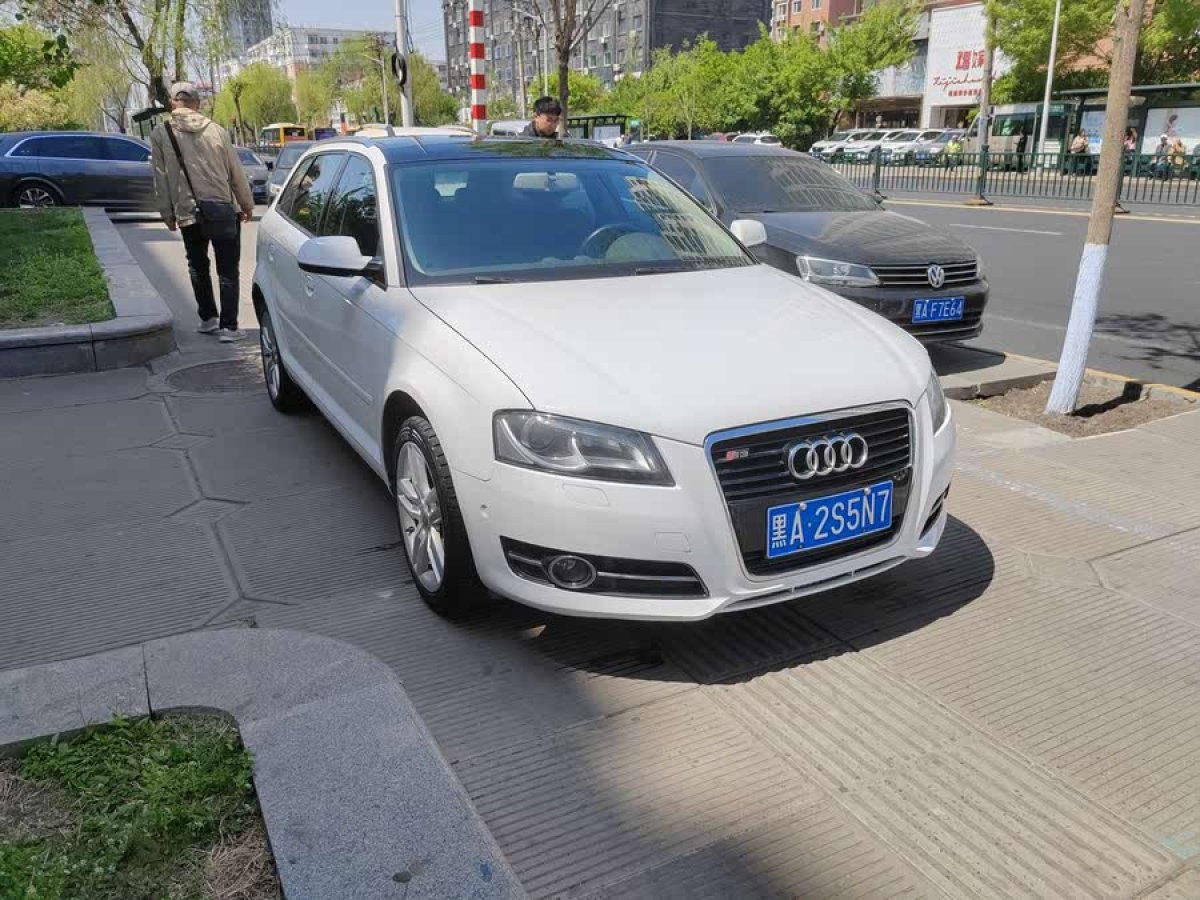 奧迪 奧迪A3  2012款 Sportback 1.4T 豪華型圖片