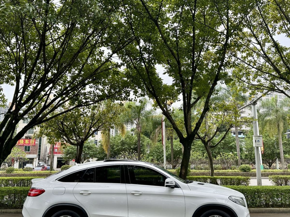 奔馳 奔馳GLE轎跑  2018款 GLE 320 4MATIC 轎跑SUV圖片