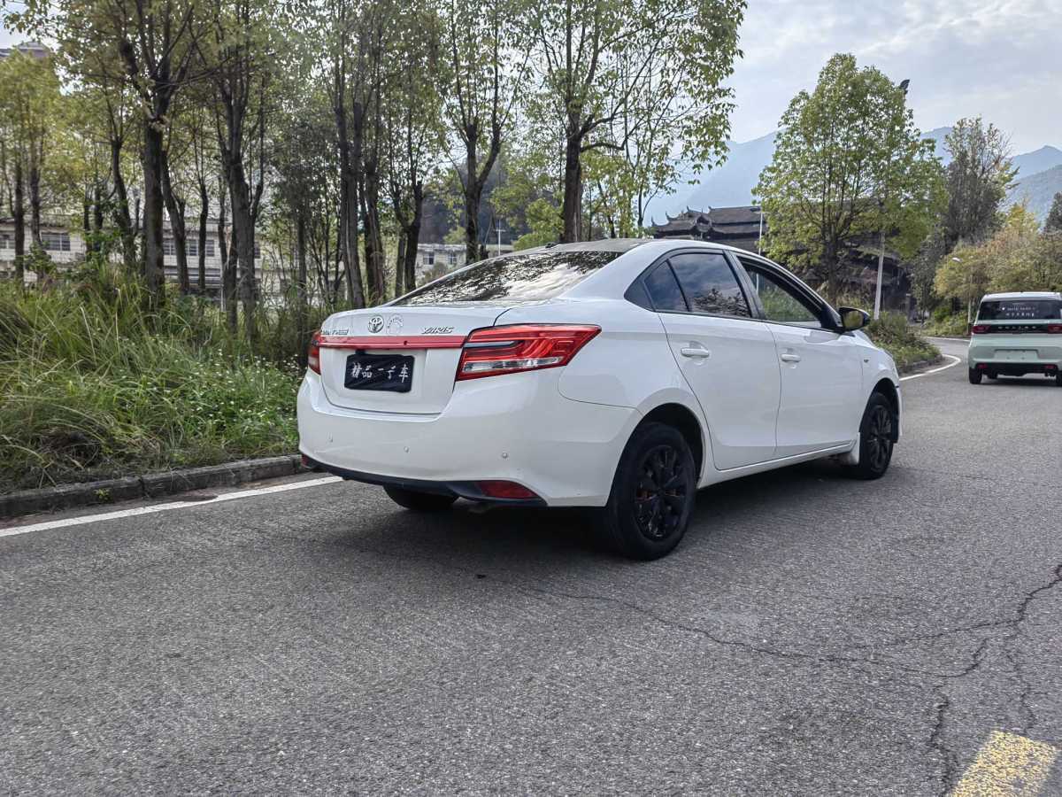 豐田 YARiS L 致享  2017款 1.5E CVT魅動版圖片