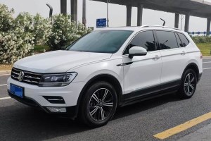 途觀L 大眾 改款 330TSI 自動(dòng)兩驅(qū)舒享版
