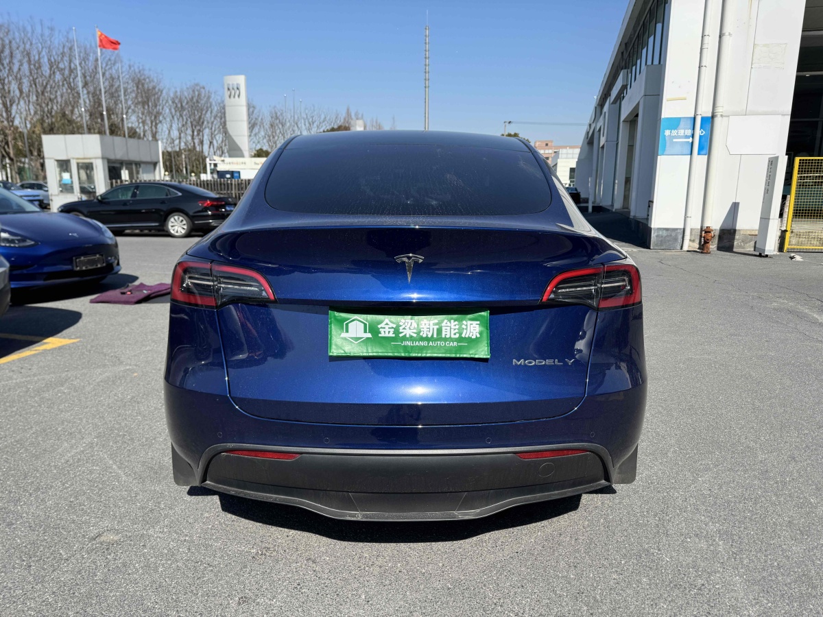 特斯拉 Model 3  2020款 改款 長(zhǎng)續(xù)航后輪驅(qū)動(dòng)版圖片