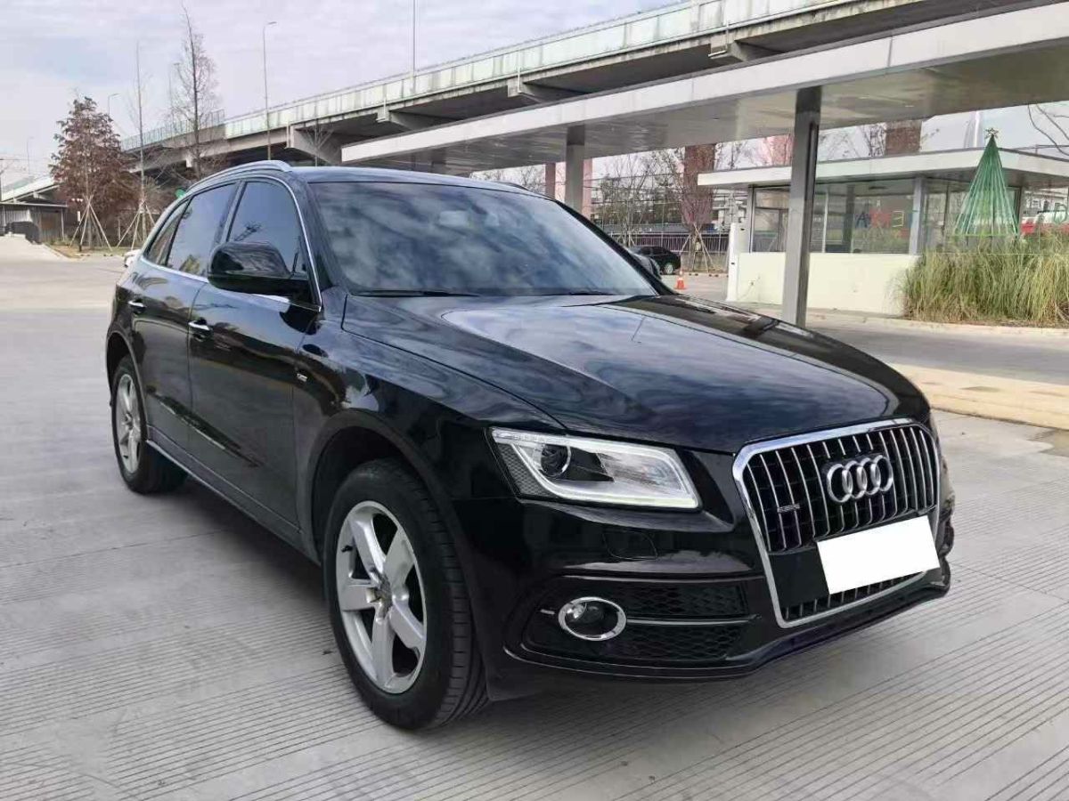 奧迪 奧迪Q5  2017款 Q5 2.0T FSI Premium Plus 美規(guī)版圖片