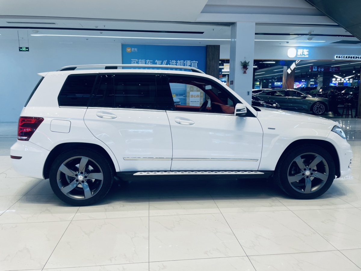 奔馳 奔馳GLK級(jí)  2015款 GLK 260 4MATIC 時(shí)尚型 極致版圖片