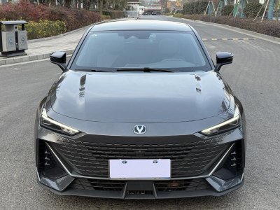 2022年6月 長(zhǎng)安 長(zhǎng)安UNI-V 1.5T 智慧領(lǐng)航型圖片