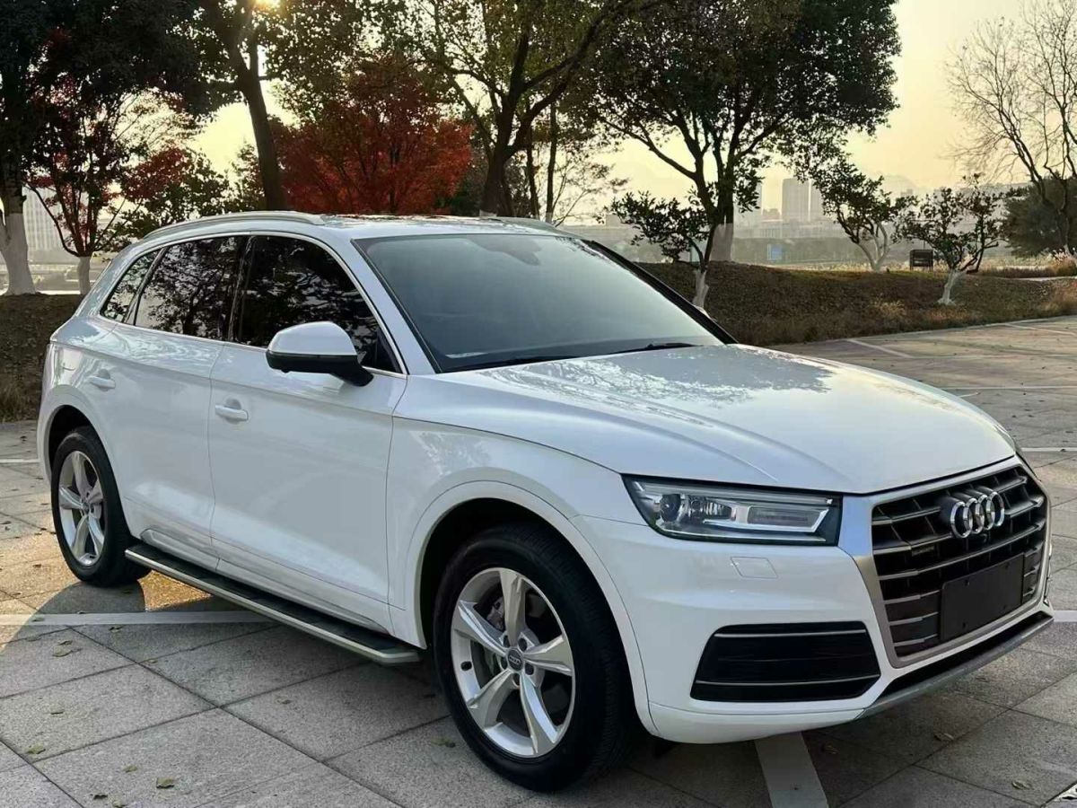 奧迪 奧迪Q3  2019款  35 TFSI 時尚動感型圖片