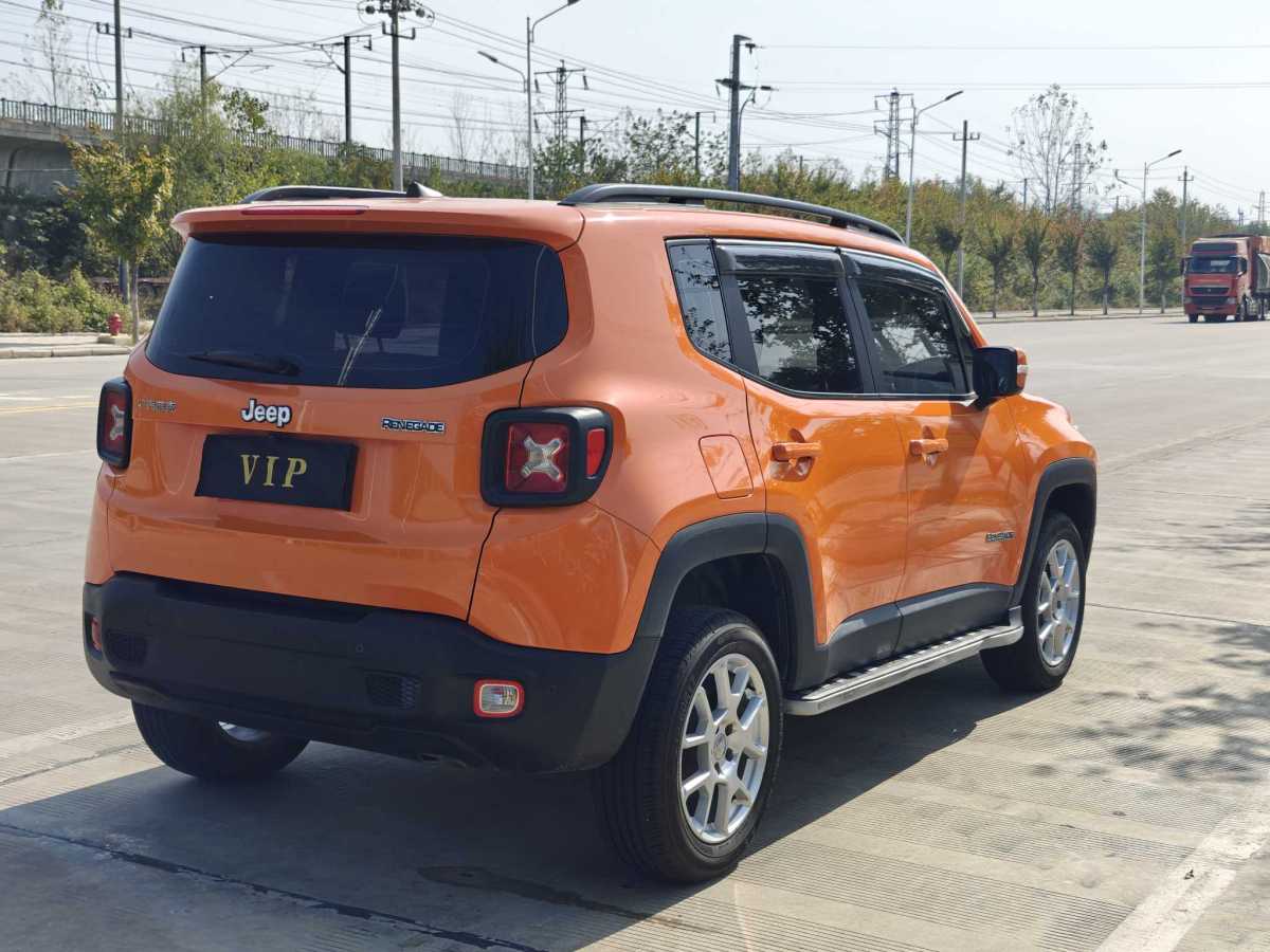 Jeep 自由俠  2019款 220T 自動(dòng)領(lǐng)先版圖片