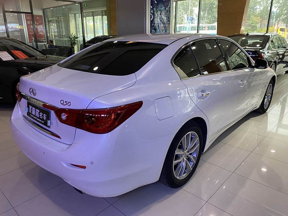 英菲尼迪 Q50L  2015款 2.0T 悅享版圖片