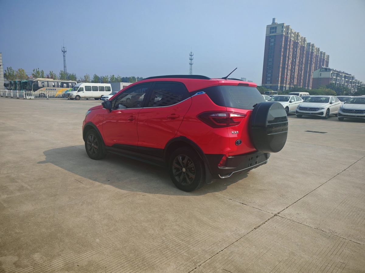 2019年6月比亞迪 元新能源  2019款 EV360 智聯(lián)領(lǐng)尚型