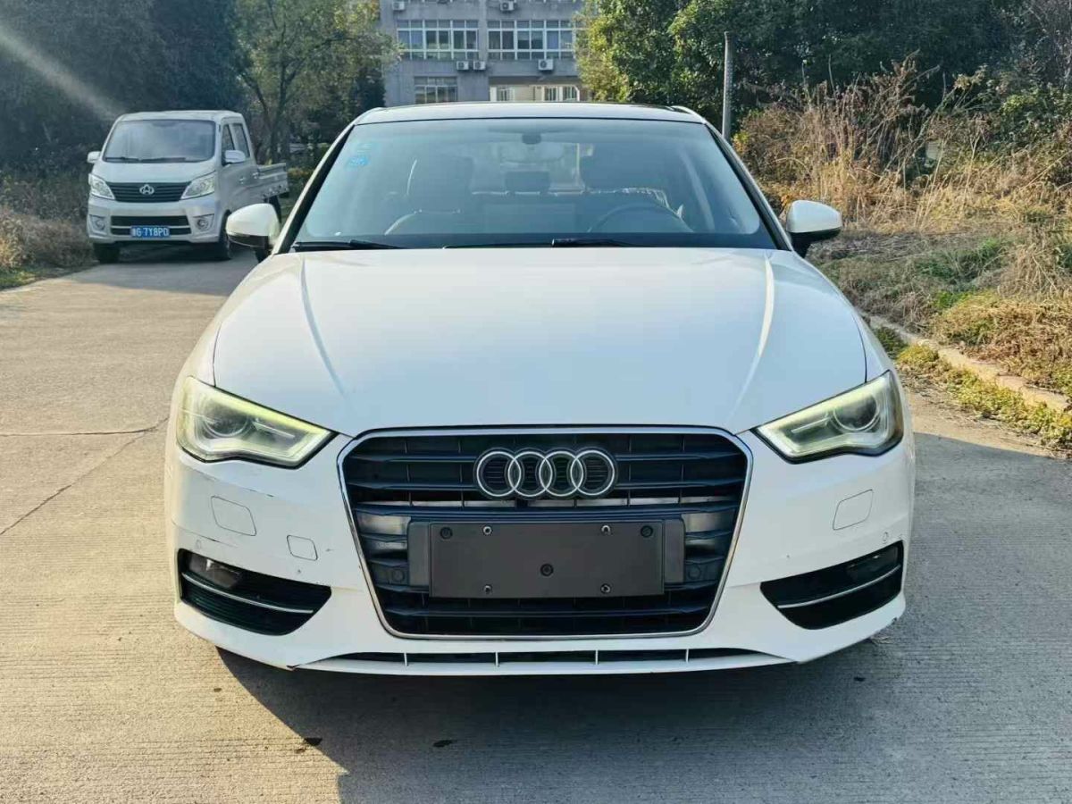 奧迪 奧迪A3  2015款 A3 1.4TFSI 35TFSI 百萬紀念智領型圖片