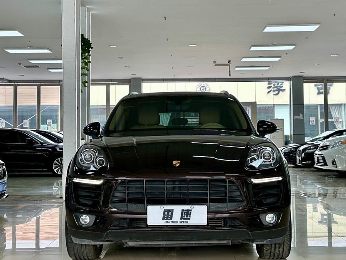 保時(shí)捷 Macan  2016款 Macan 2.0T圖片