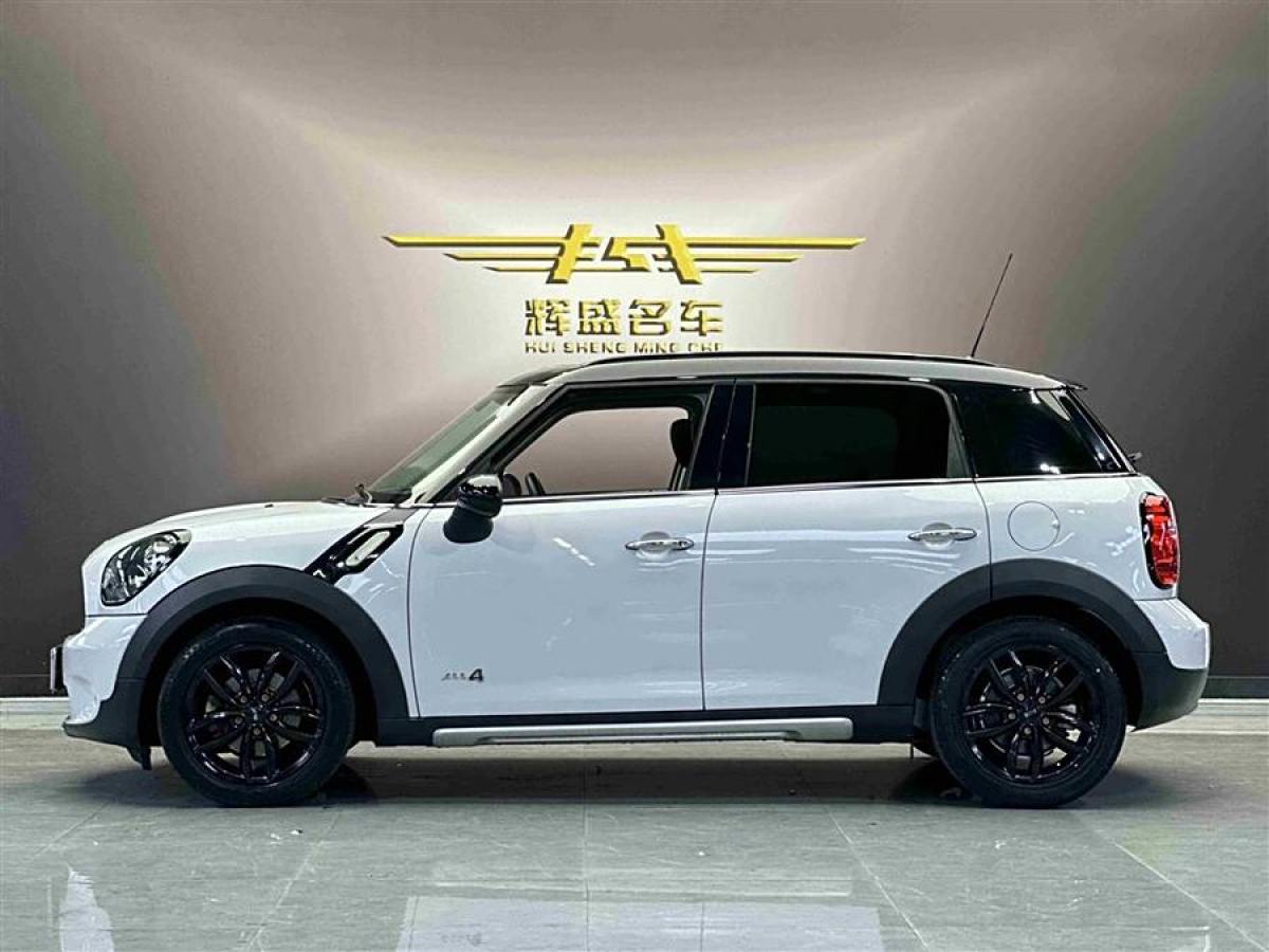 2017年1月MINI COUNTRYMAN  2016款 1.6T COOPER ALL4 Fun裝備控