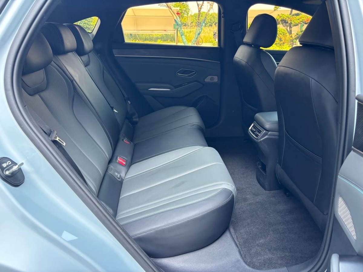比亞迪 秦L  2024款 DM-i 120KM領(lǐng)先型圖片
