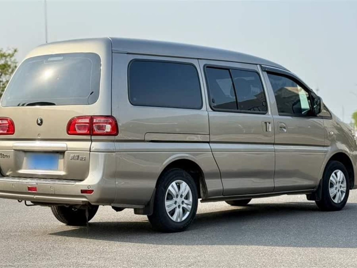 東風(fēng)風(fēng)行 菱智  2023款 M5L 1.6L 基本型 7座圖片