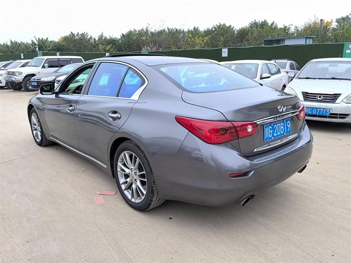 英菲尼迪 Q50L  2016款 2.0T 進(jìn)取版圖片