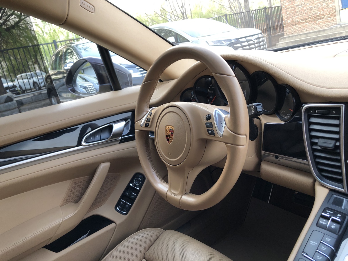 保时捷 Panamera  2014款 Panamera Executive 3.0T图片