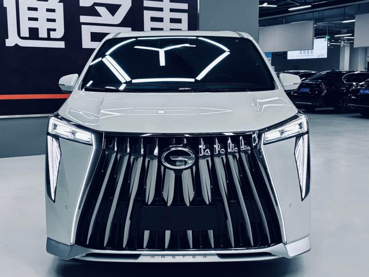 廣汽傳祺 M8  2023款 宗師系列 400T 自動(dòng)旗艦圖片
